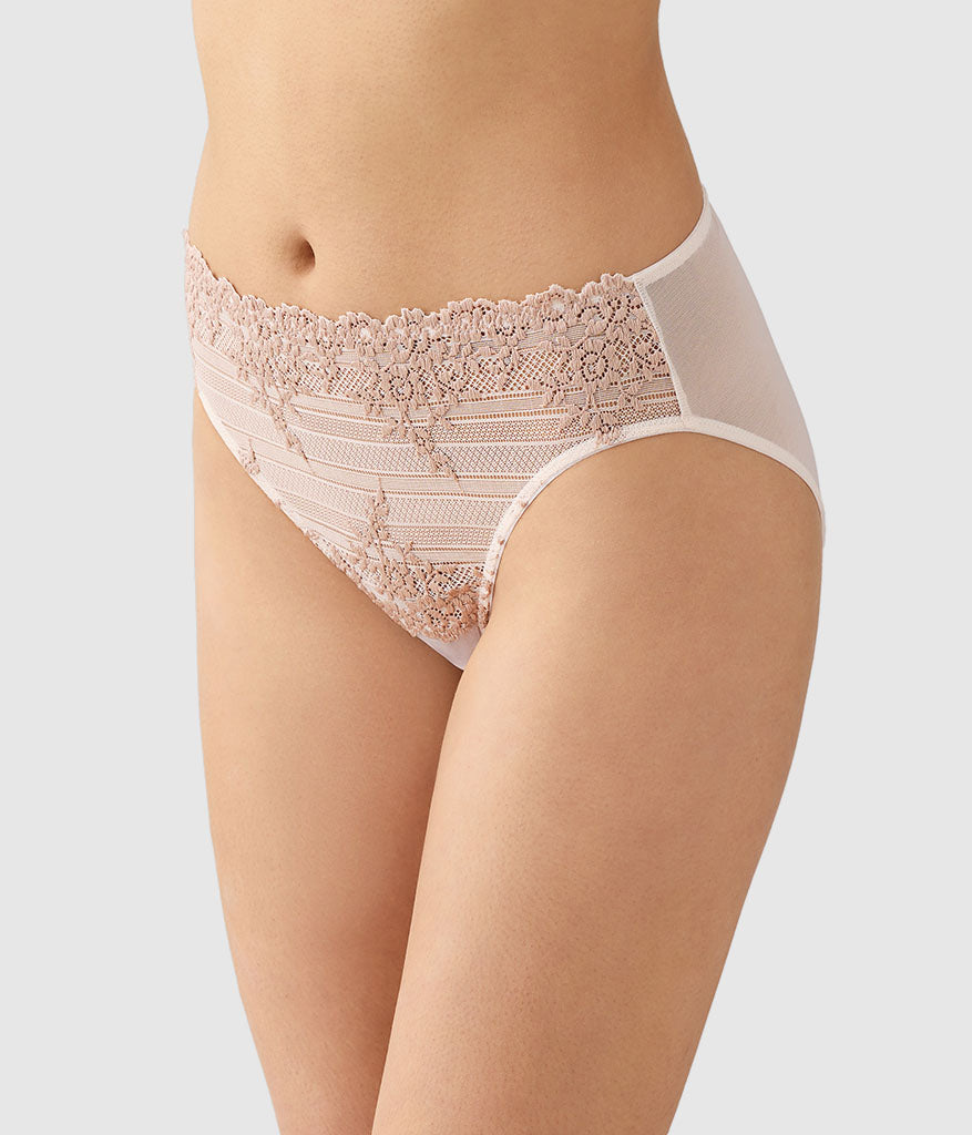 Wacoal Latest - Embrace Lace® Hi-Cut - Angel Wing/Rose Dust