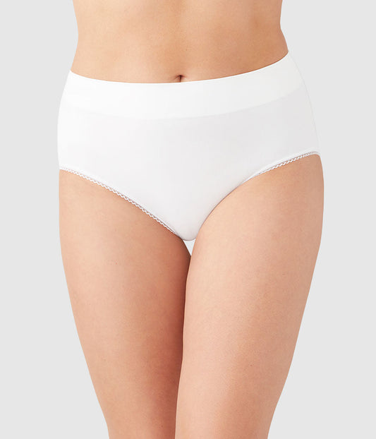 Wacoal Top Pick - Feeling Flexible Brief - White