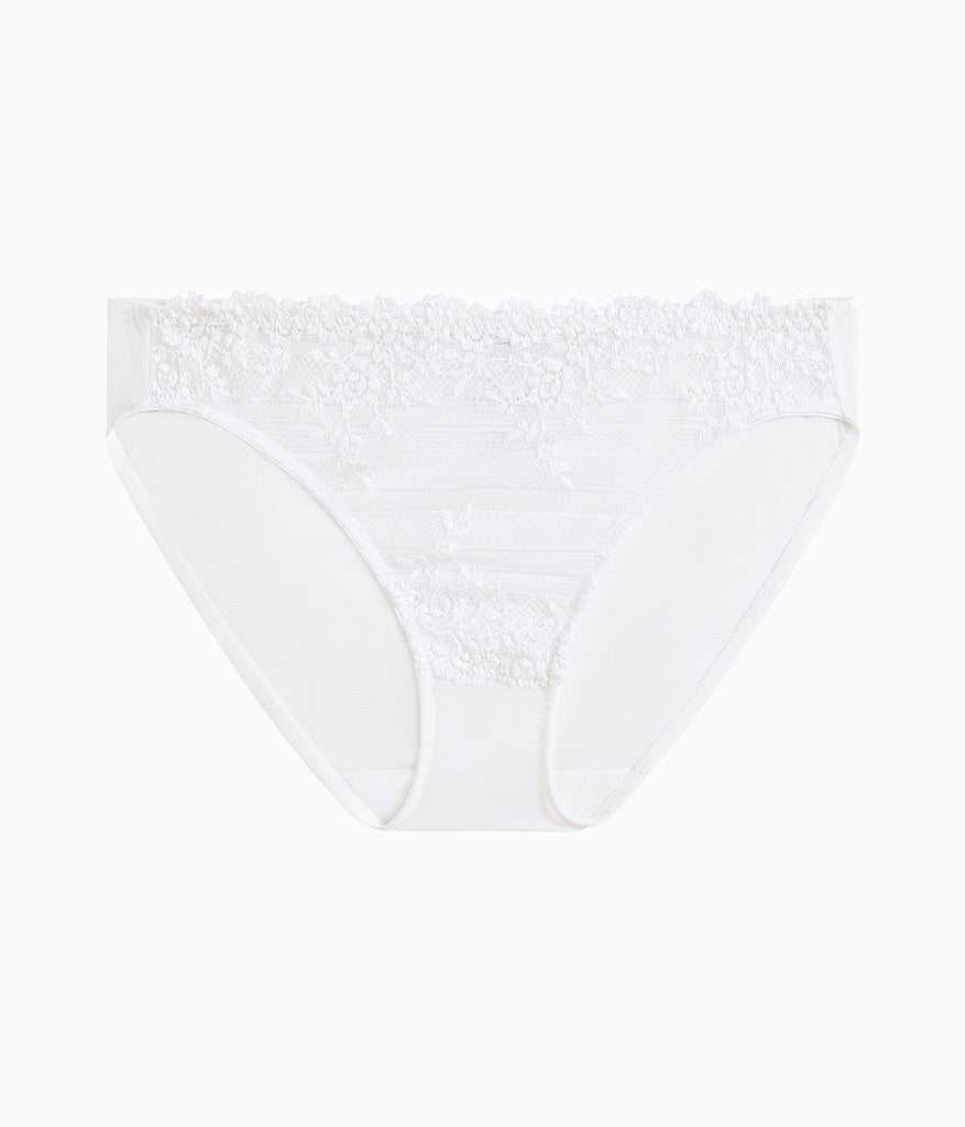 Wacoal Customer Favorite - Embrace Lace® Bikini - Delicious White