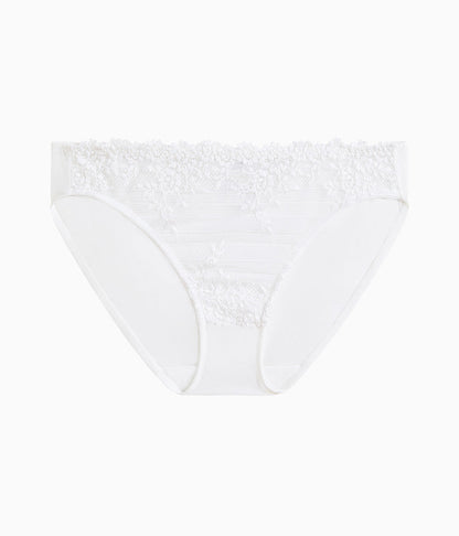 Wacoal Customer Favorite - Embrace Lace® Bikini - Delicious White