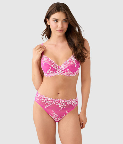 Wacoal Quality - Embrace Lace® Underwire Bra - Wild Azalea/Cradle Pink