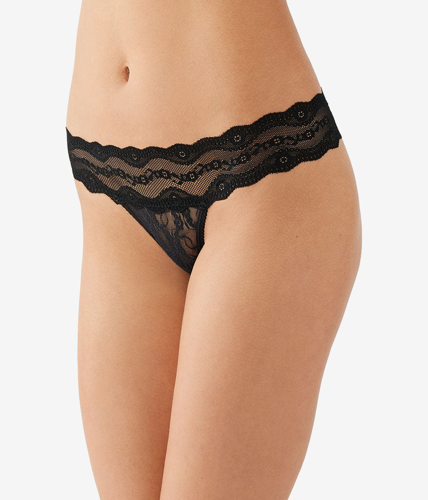 Wacoal Discount - Lace Kiss Thong Panty Pack - Rose Smoke/Au Natural/Night